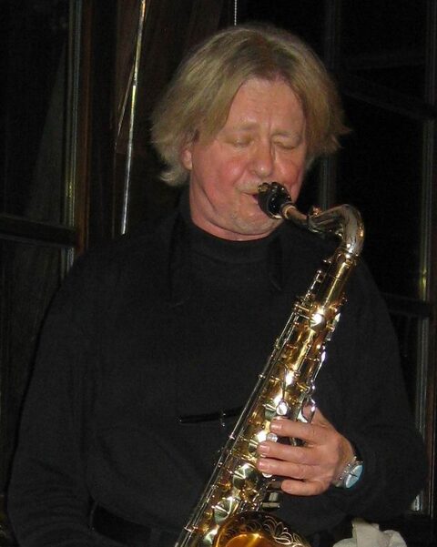 Leszek Zadlo au saxophone ténor lors d’un concert à Nuremberg, Allemagne, 2009.